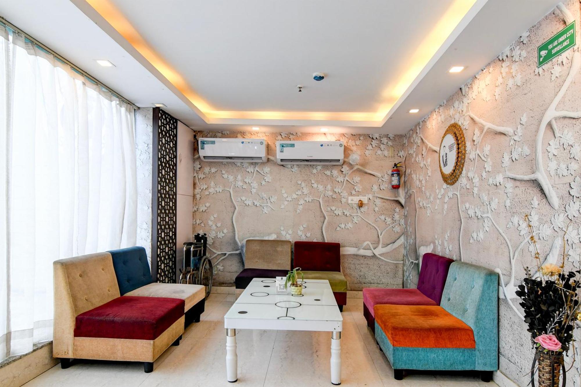 Fabhotel Prime Eco Park - New Town Hotel